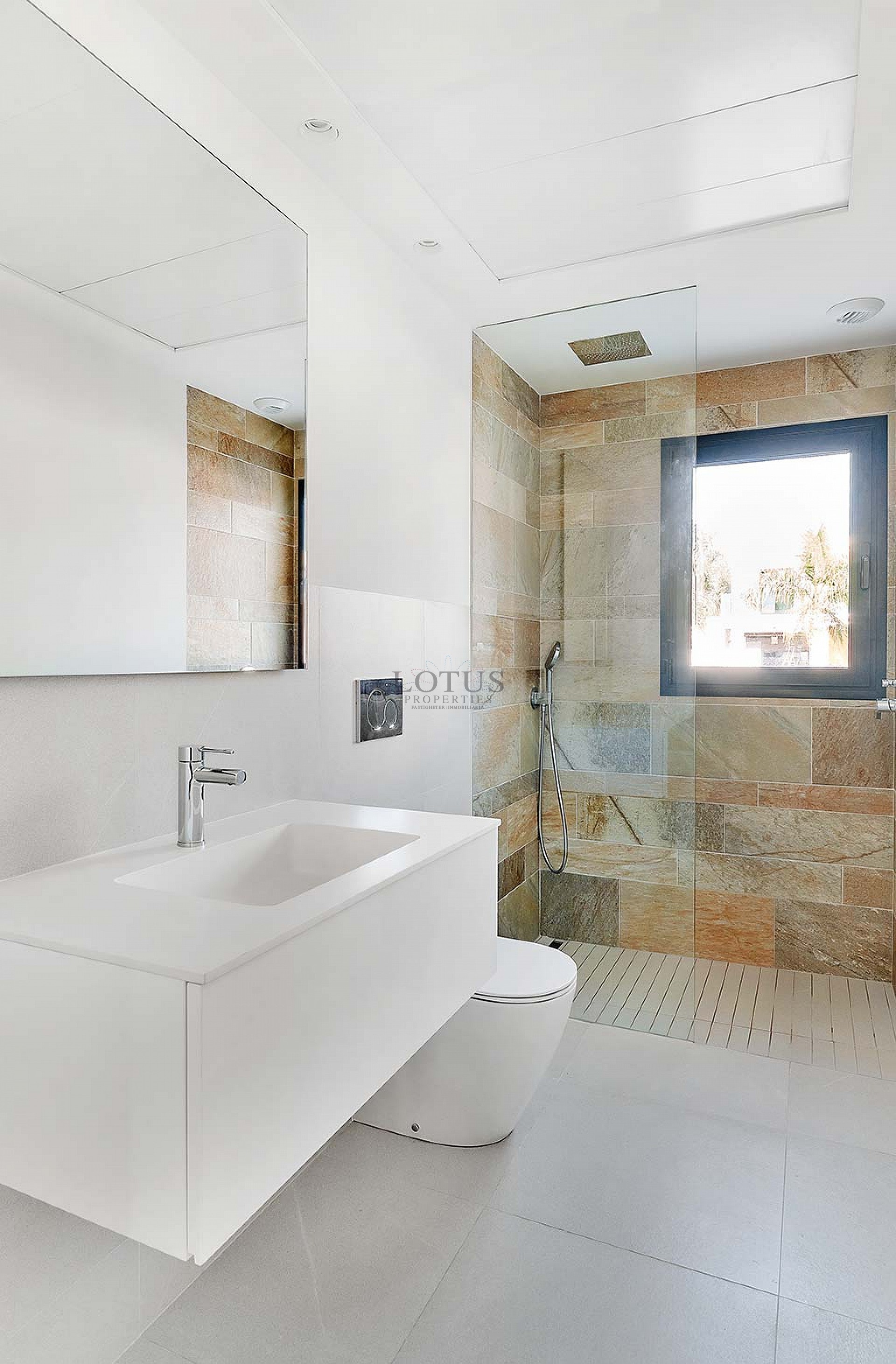 En nyproducerad lyxvilla utöver det vanliga - Lotus Properties