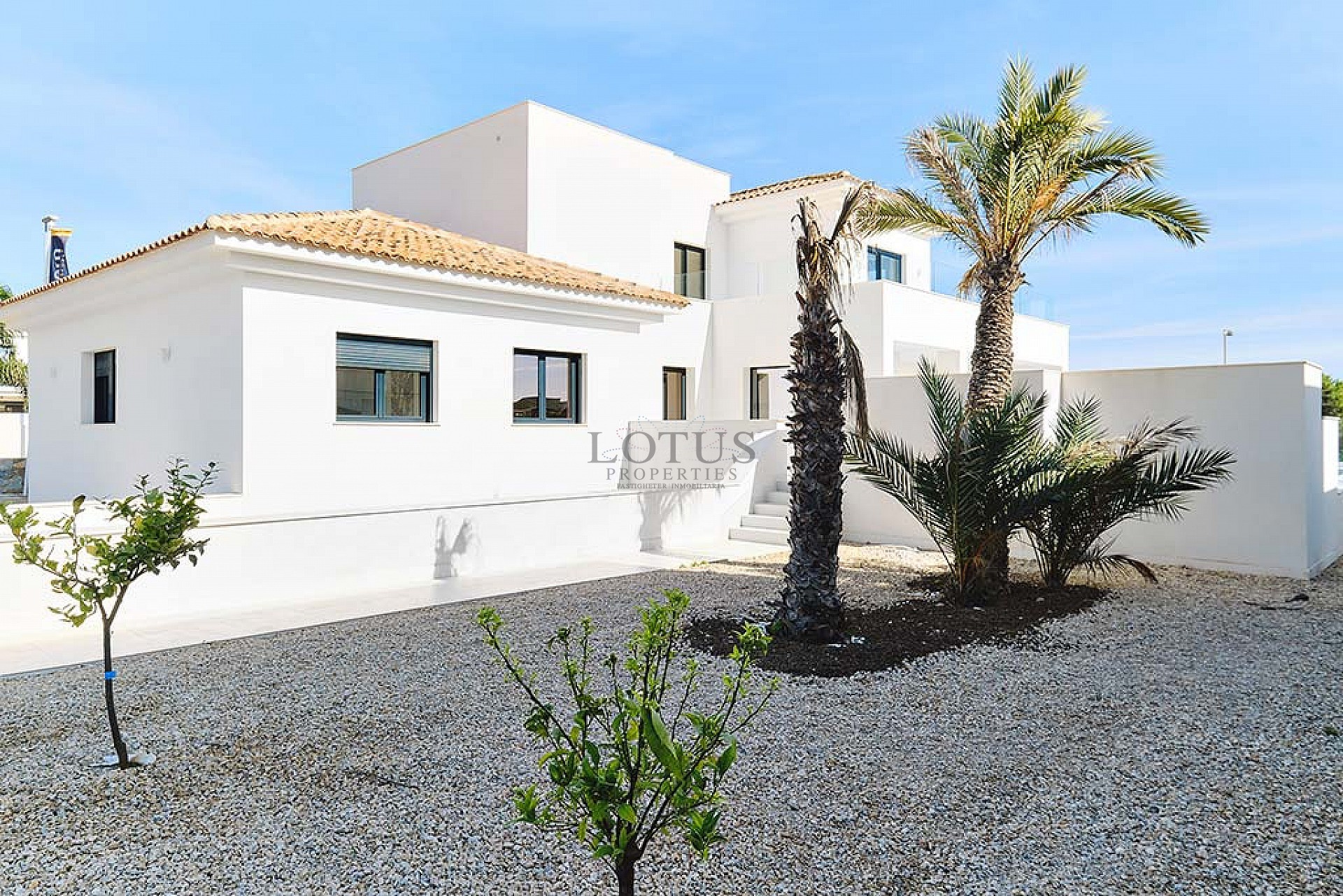 En nyproducerad lyxvilla utöver det vanliga - Lotus Properties