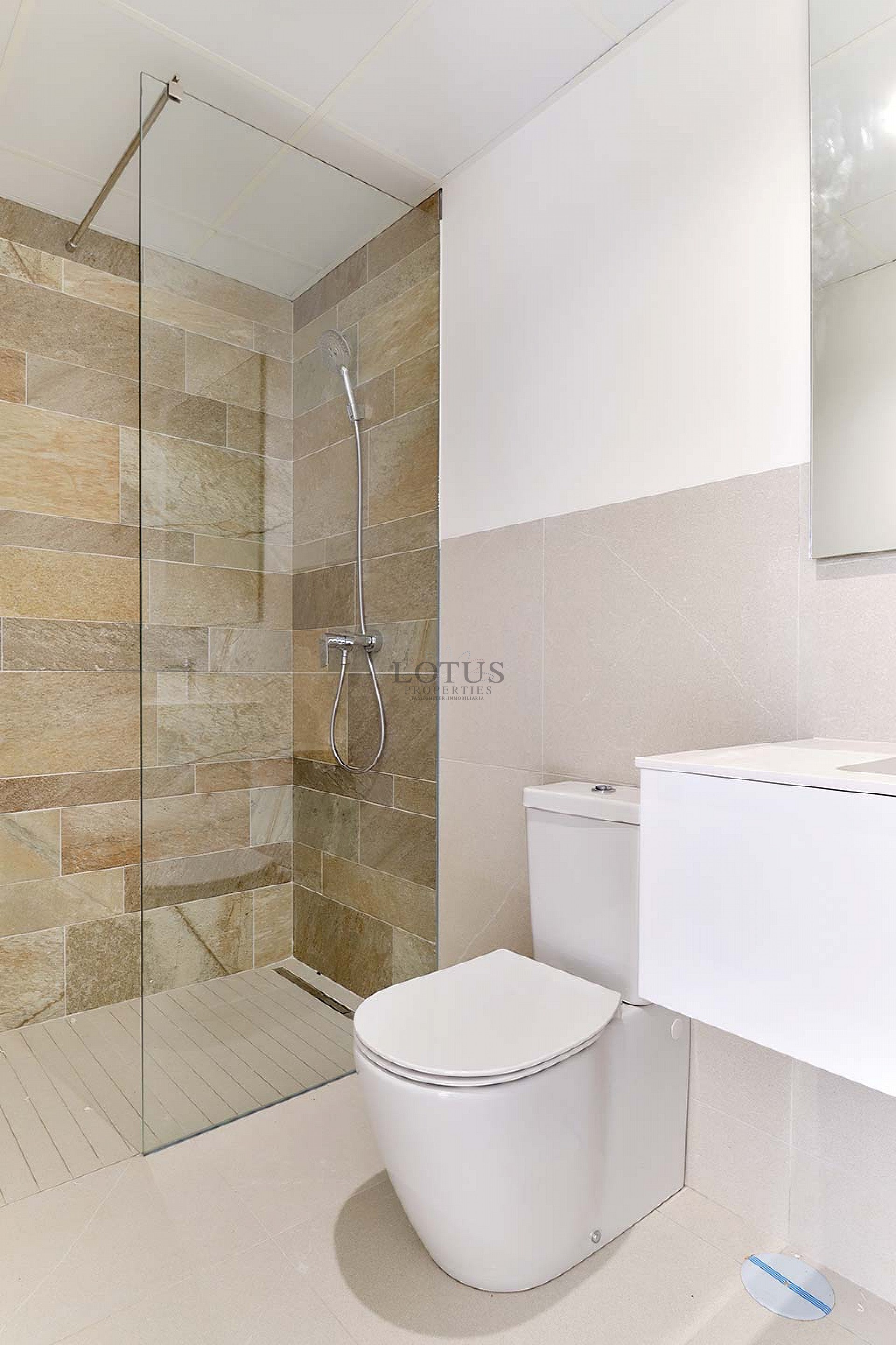 En nyproducerad lyxvilla utöver det vanliga - Lotus Properties