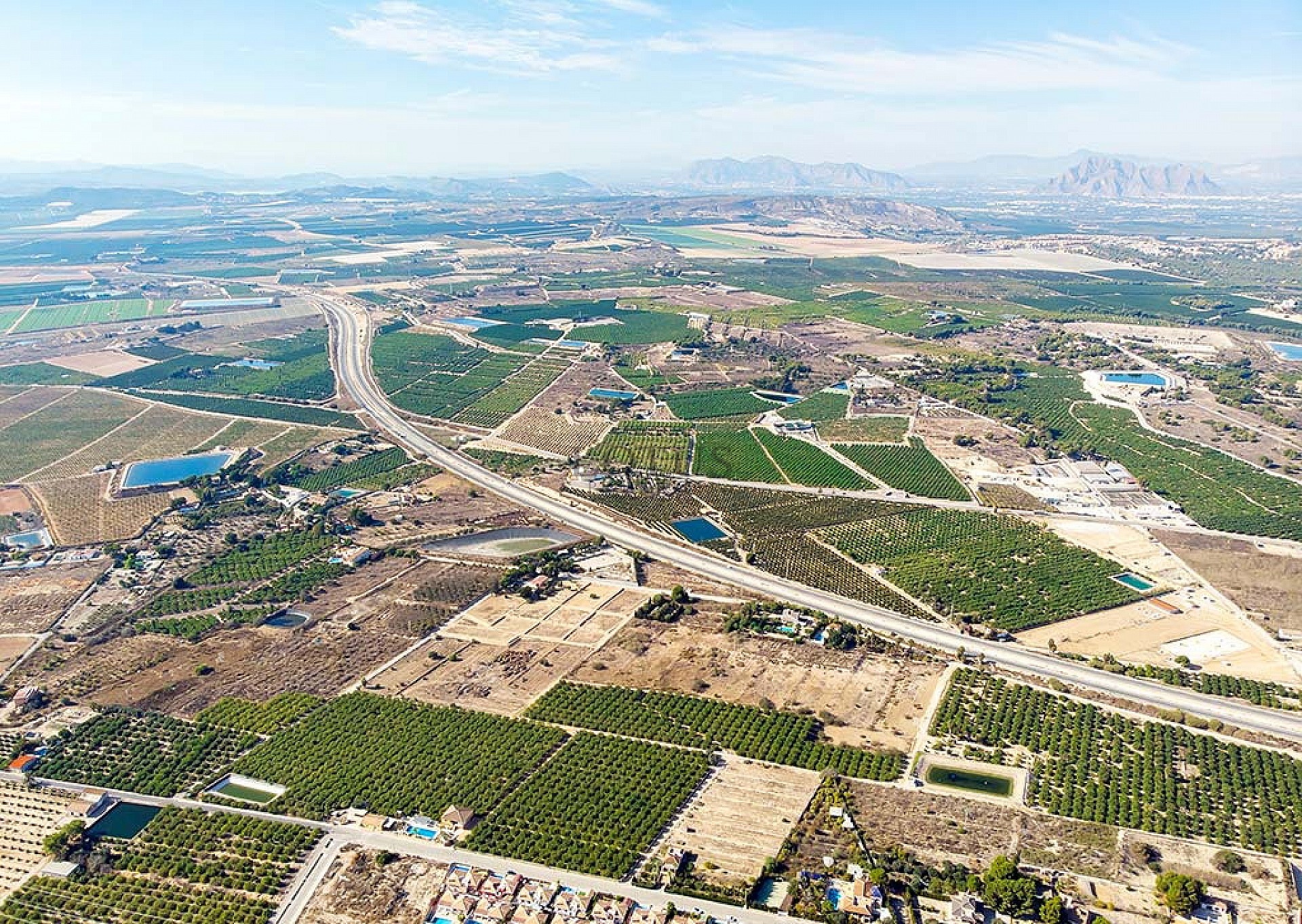 En nyproducerad lyxvilla utöver det vanliga - Lotus Properties