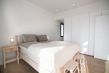 Fantastiska nyproducerade villor i två plan - Lotus Properties