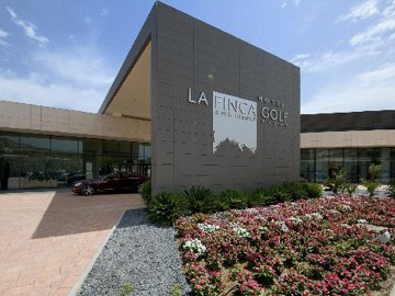 Vackra nybyggda villor i natursköna Alameda Golf - Lotus Properties