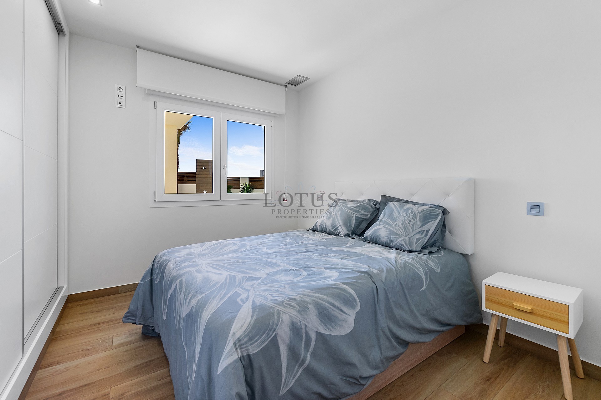 Luxury detached villa with stunning mountain views in Ciudad Quiesada - Lotus Properties