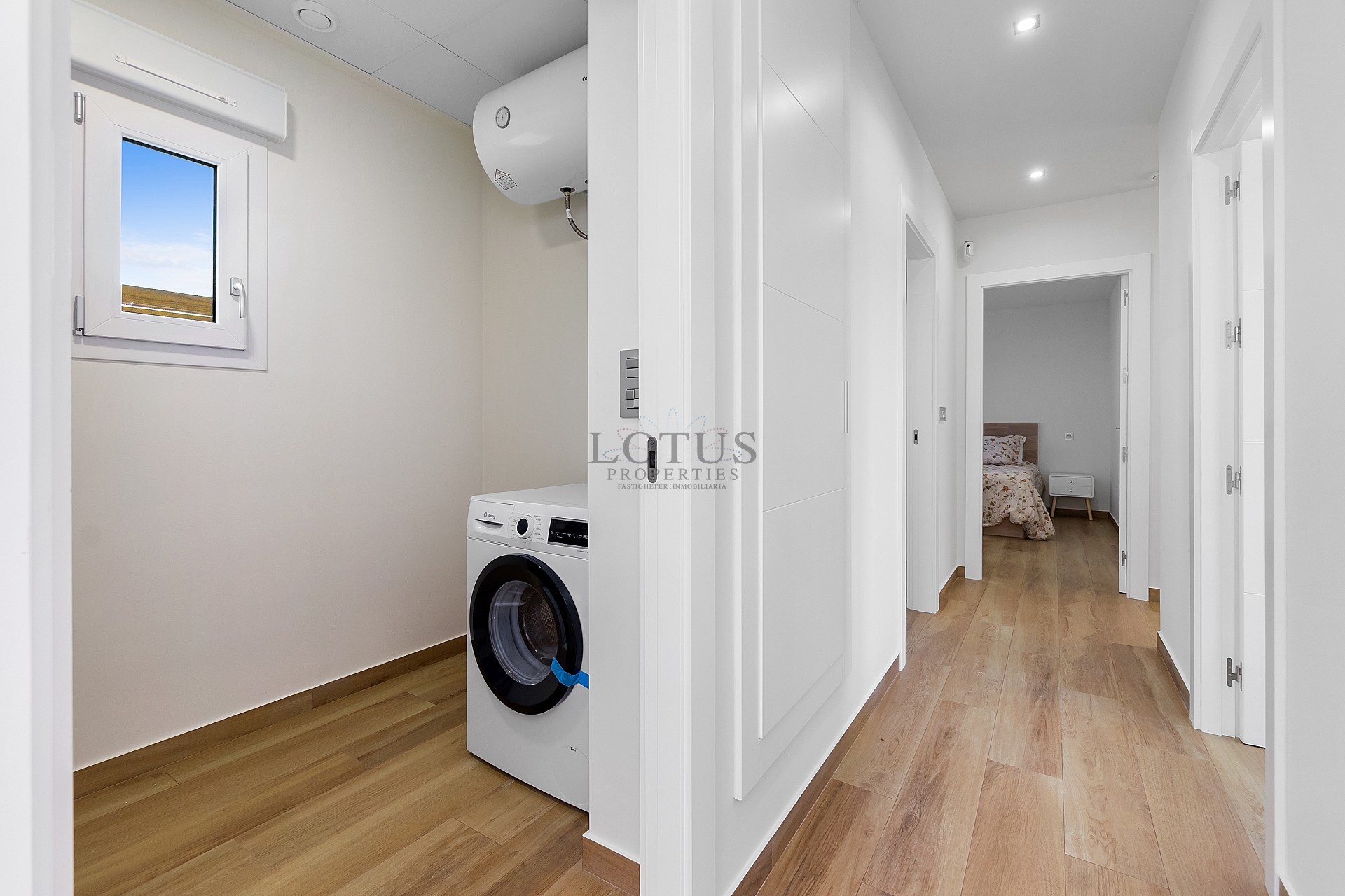 Luxury detached villa with stunning mountain views in Ciudad Quiesada - Lotus Properties