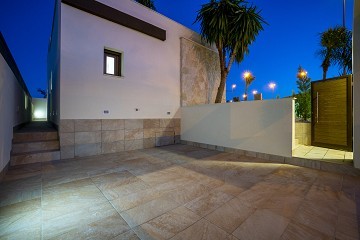 Villa independiente de lujo con impresionantes vistas a la montaña en Ciudad Quesada - Lotus Properties