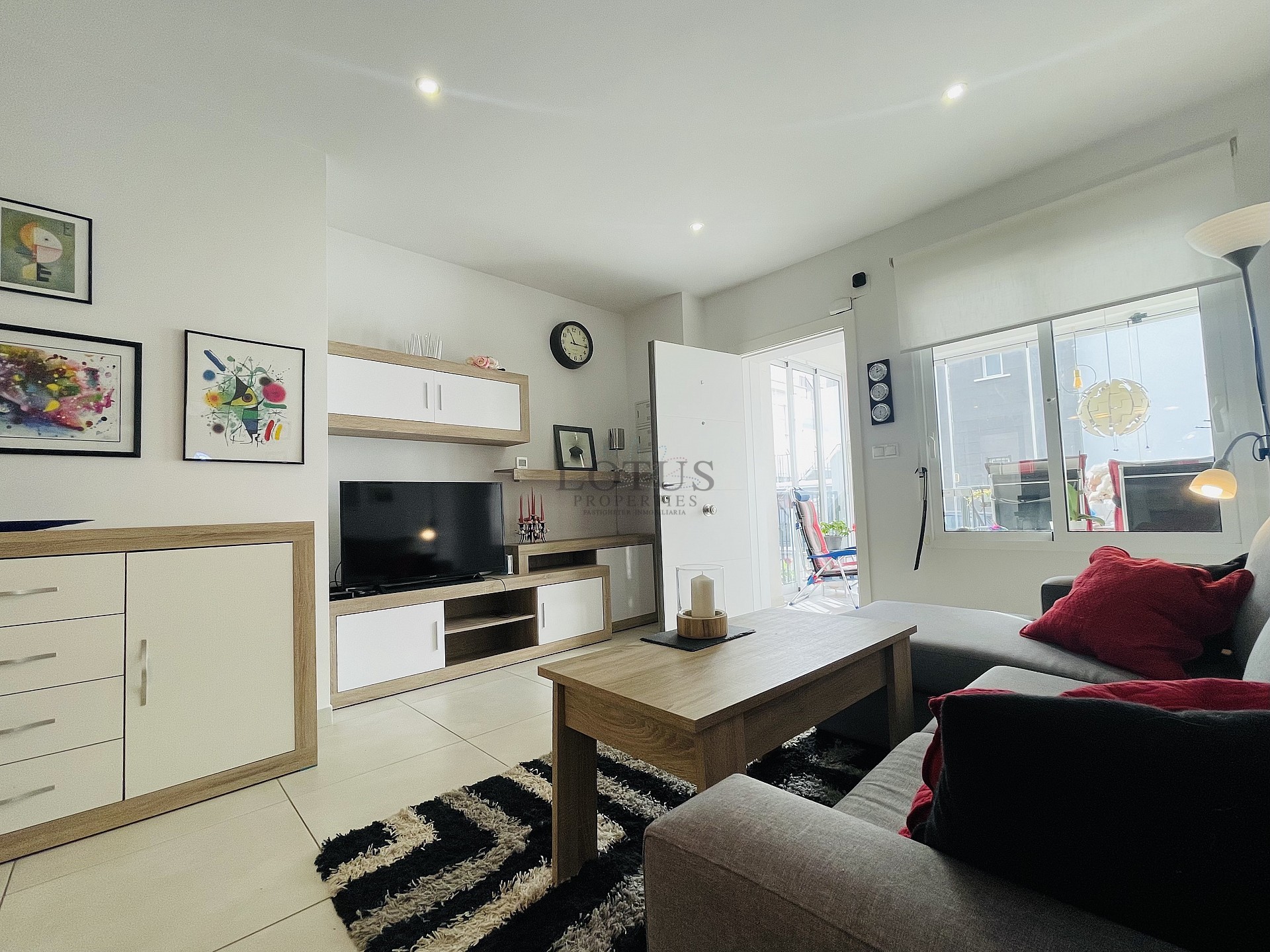 Planta orientada al sur en estado nuevo en Res. Vistabella - Aguas Nuevas - Lotus Properties