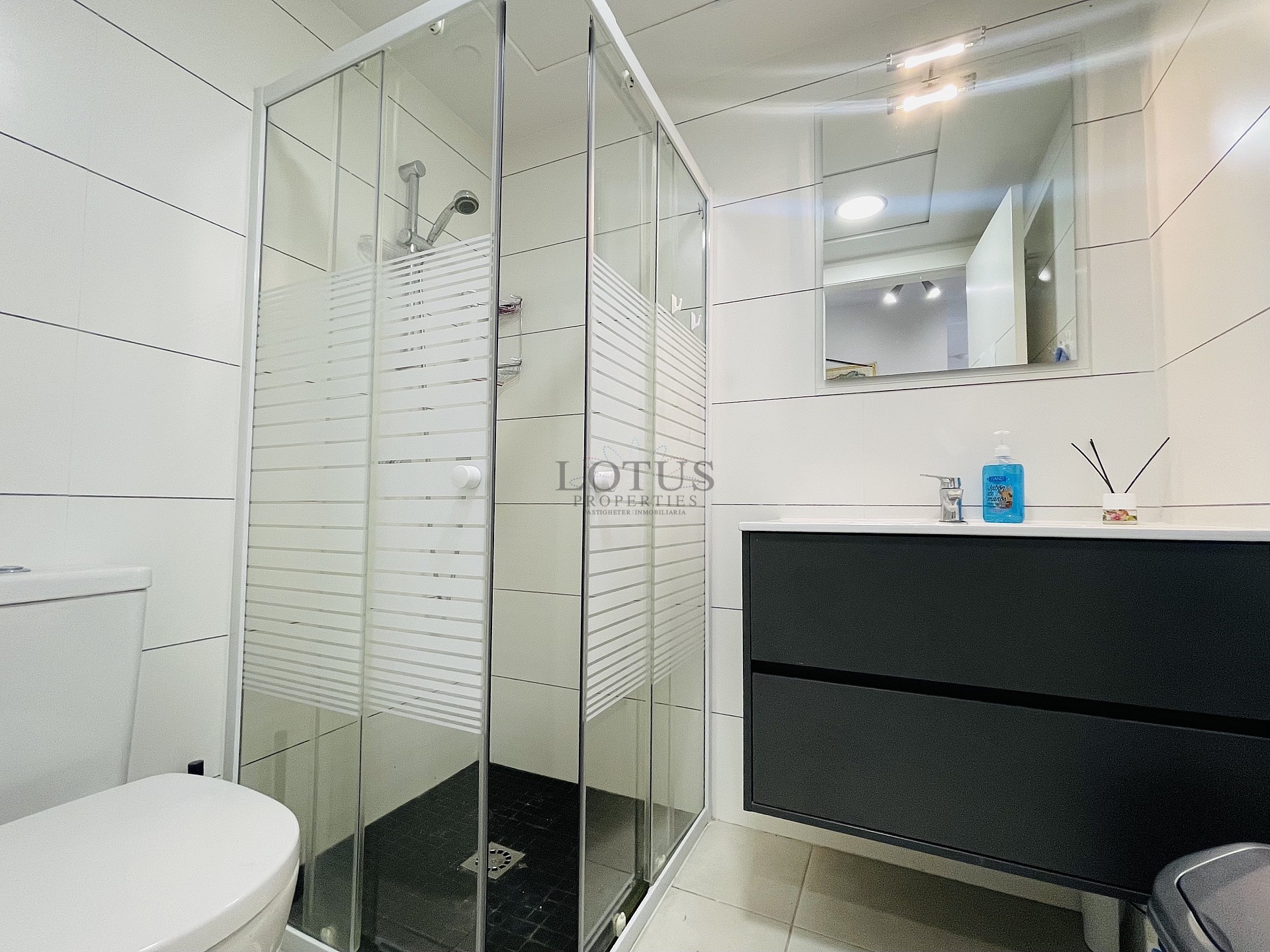 Planta orientada al sur en estado nuevo en Res. Vistabella - Aguas Nuevas - Lotus Properties