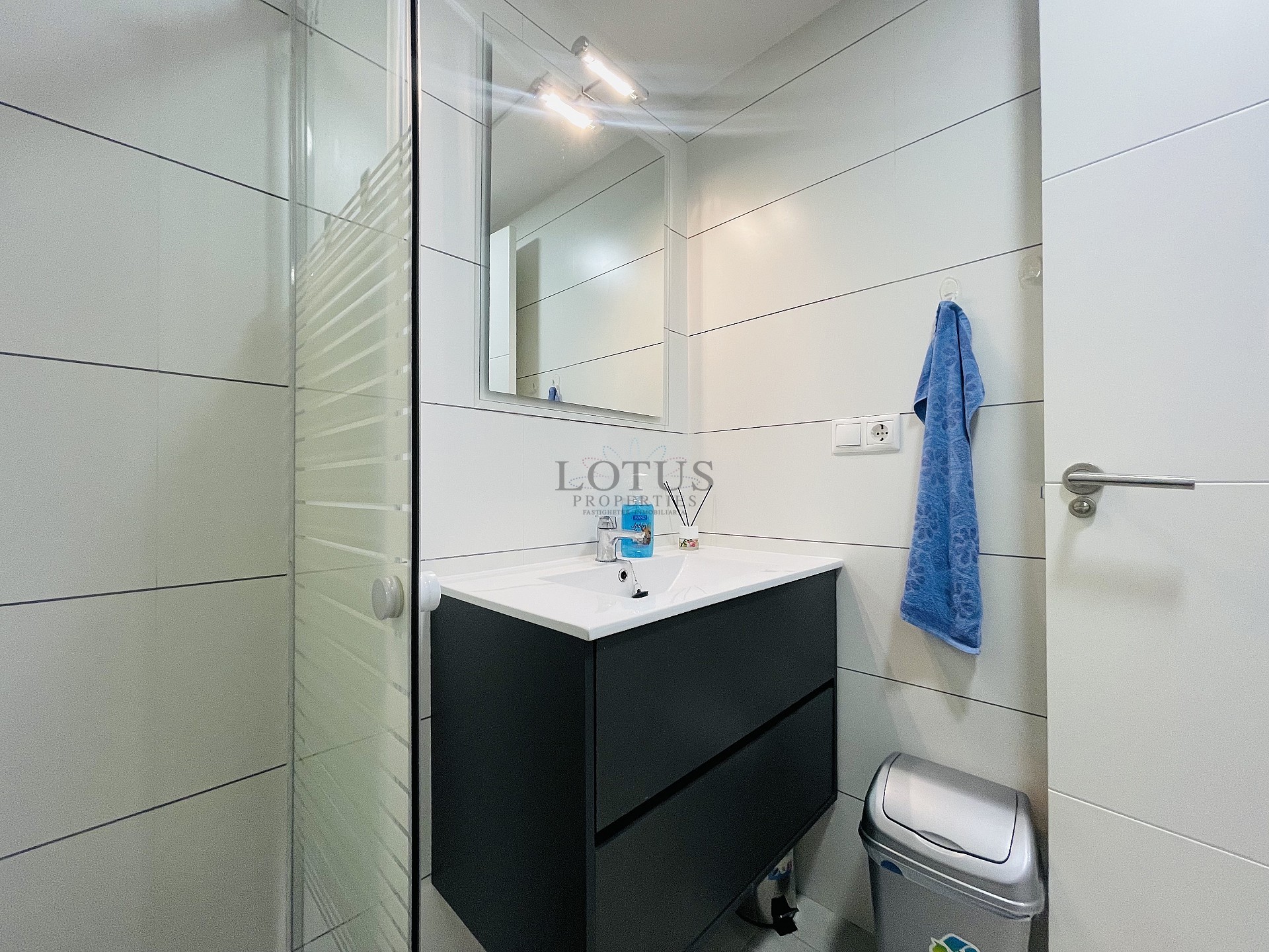 Planta orientada al sur en estado nuevo en Res. Vistabella - Aguas Nuevas - Lotus Properties