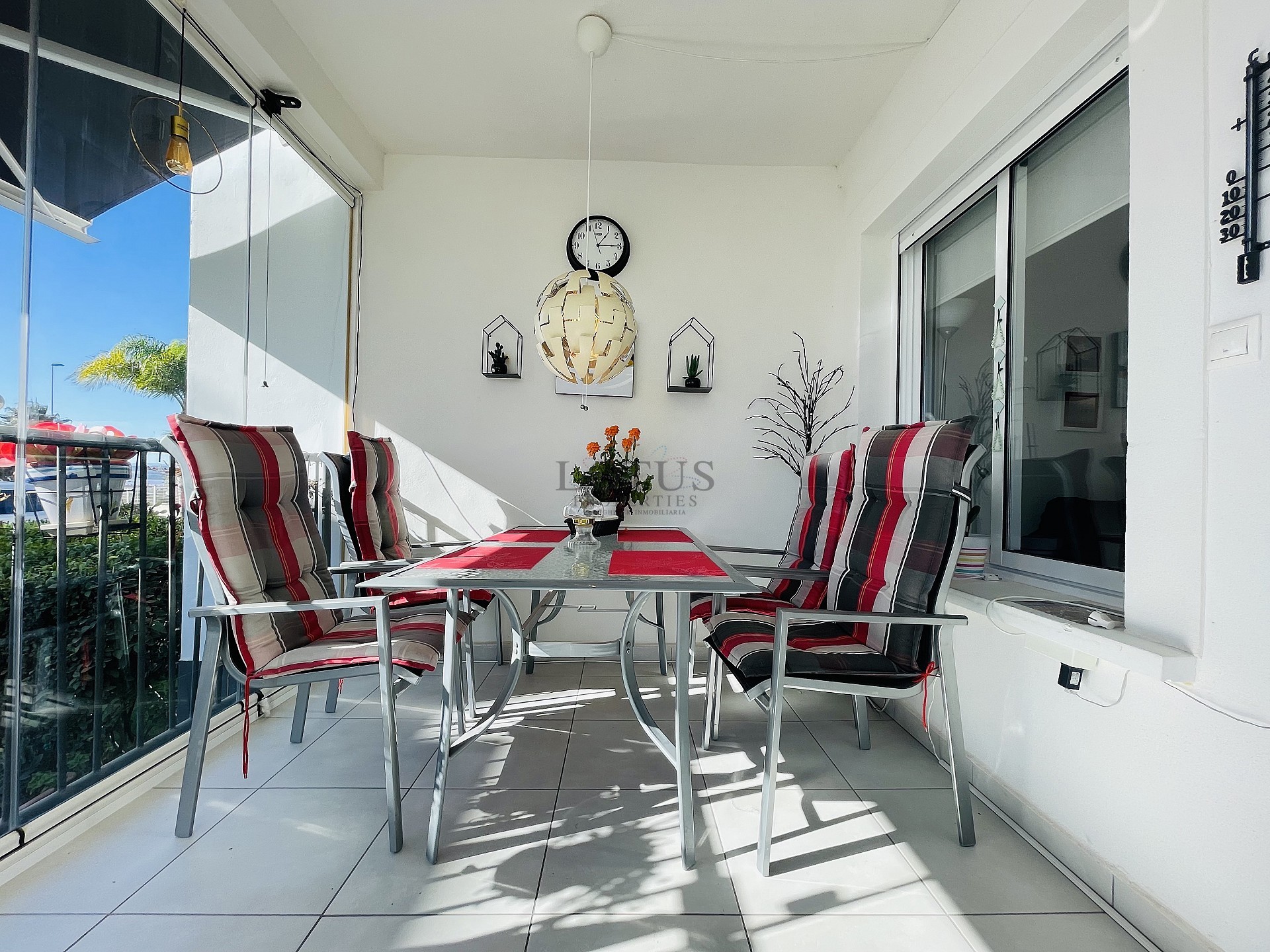 Planta orientada al sur en estado nuevo en Res. Vistabella - Aguas Nuevas - Lotus Properties