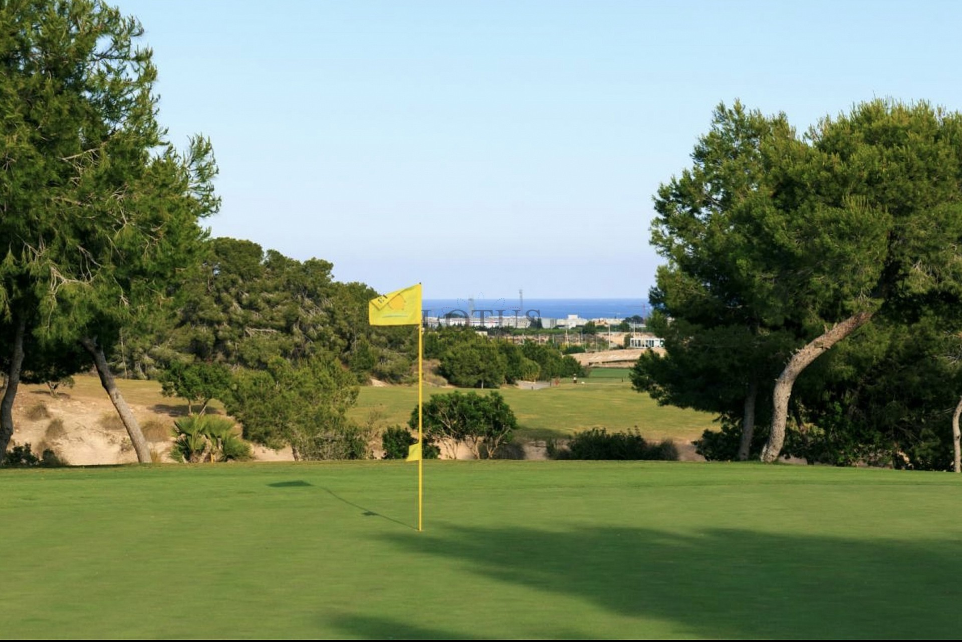 VÄLPLANERADE VILLOR I VACKRA LO ROMERO GOLF - Lotus Properties