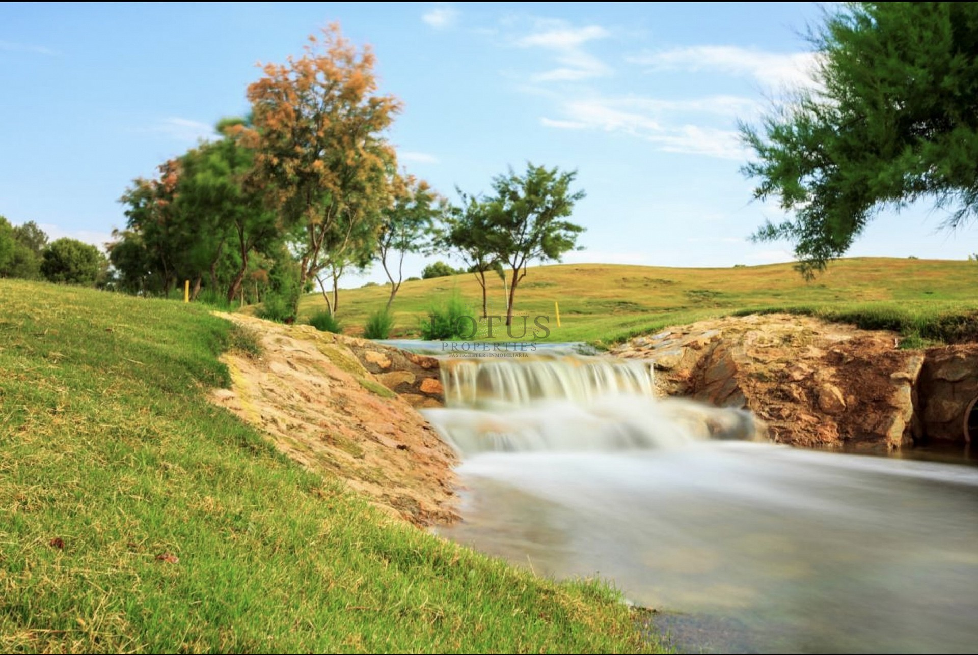 VÄLPLANERADE VILLOR I VACKRA LO ROMERO GOLF - Lotus Properties