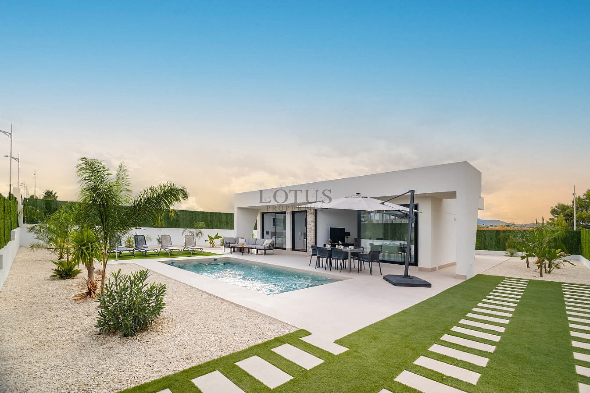 Nybyggda villor  - Lotus Properties