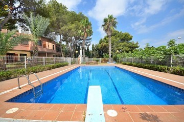 Extraordinär VILLA i Los Balcones - Torrevieja - Lotus Properties