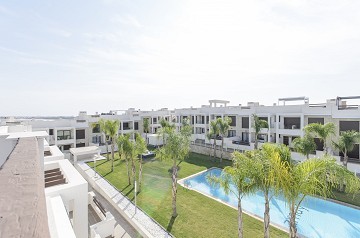 Nya mark & takvåningar i Los Balcones - Lotus Properties