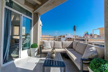 Fantastisk takvåning i kanon skick med stor terrass endast 500 m till Playa Los Locos - Lotus Properties