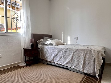 RADHUS - KORTTIDSUTHYRNING  - Lotus Properties