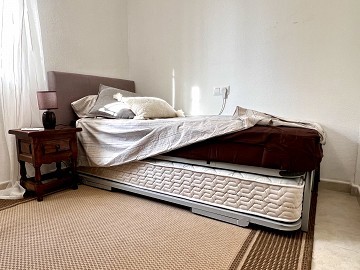 RADHUS - KORTTIDSUTHYRNING  - Lotus Properties