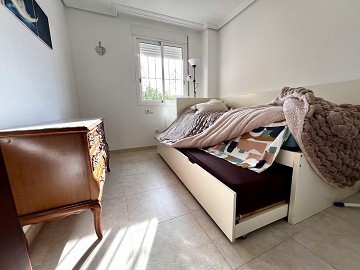 RADHUS - KORTTIDSUTHYRNING  - Lotus Properties