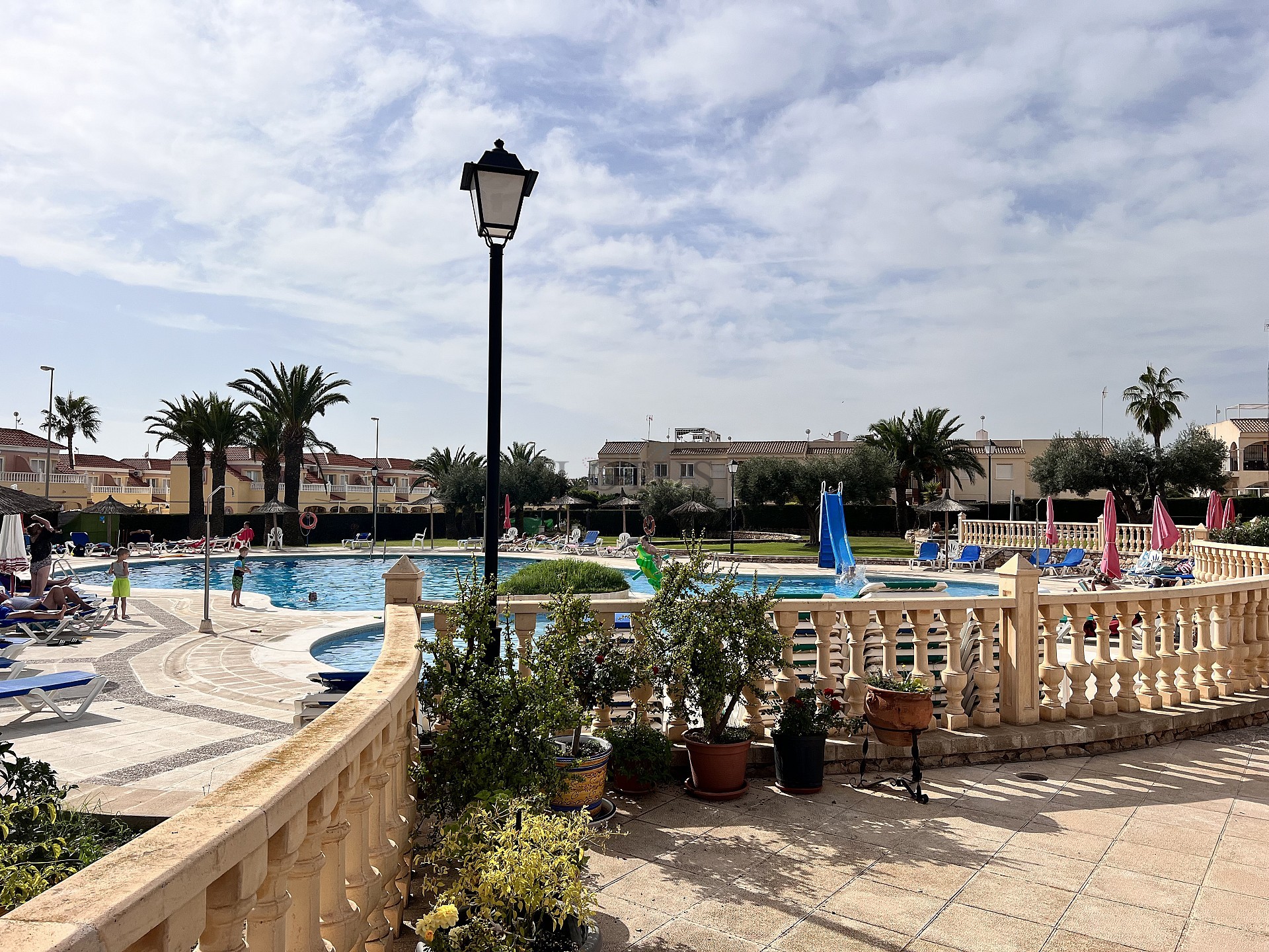 Renoverad enplanshus i La Florida - Lotus Properties