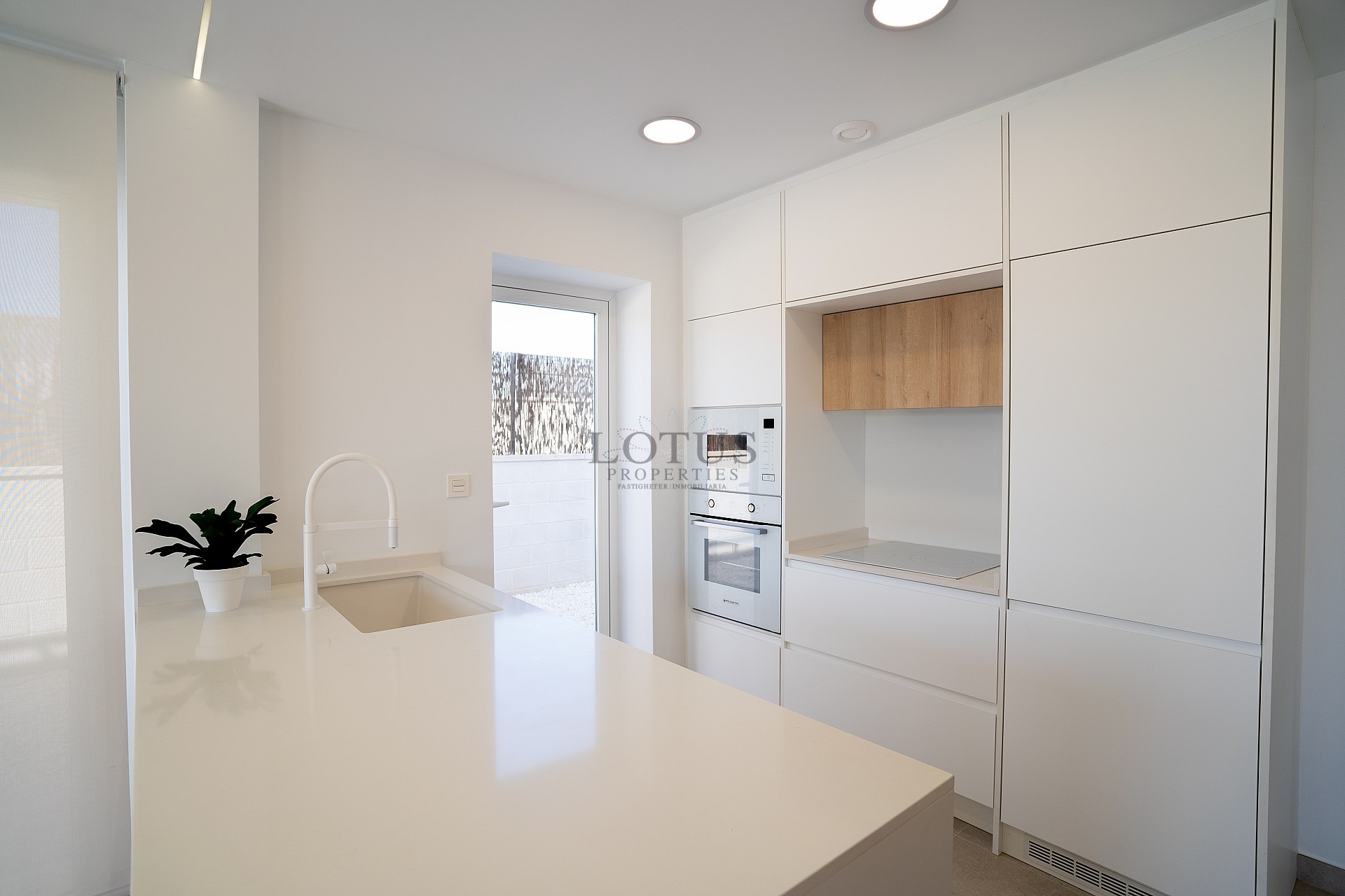 Nuevas villas con piscina privada - Pilar de la Horadada - Lotus Properties