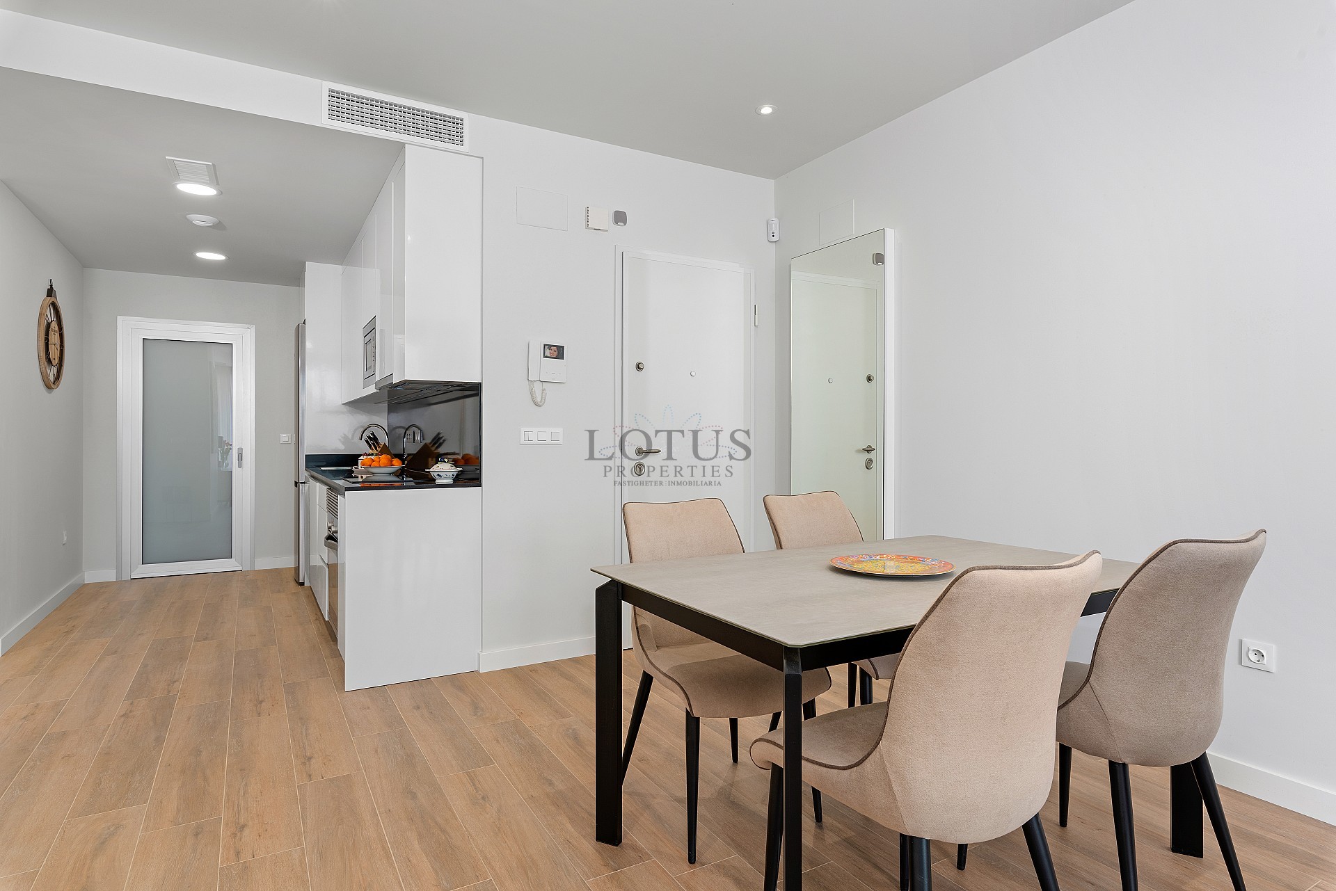 Inflyttningsklar nyproduktion i Playa Flamenca/Los Dolses - Lotus Properties