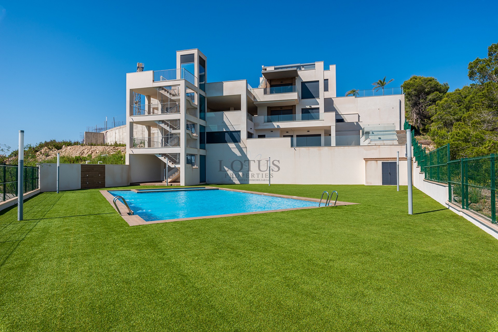 Bungalows i fantastiska res. Bellavista - Lotus Properties