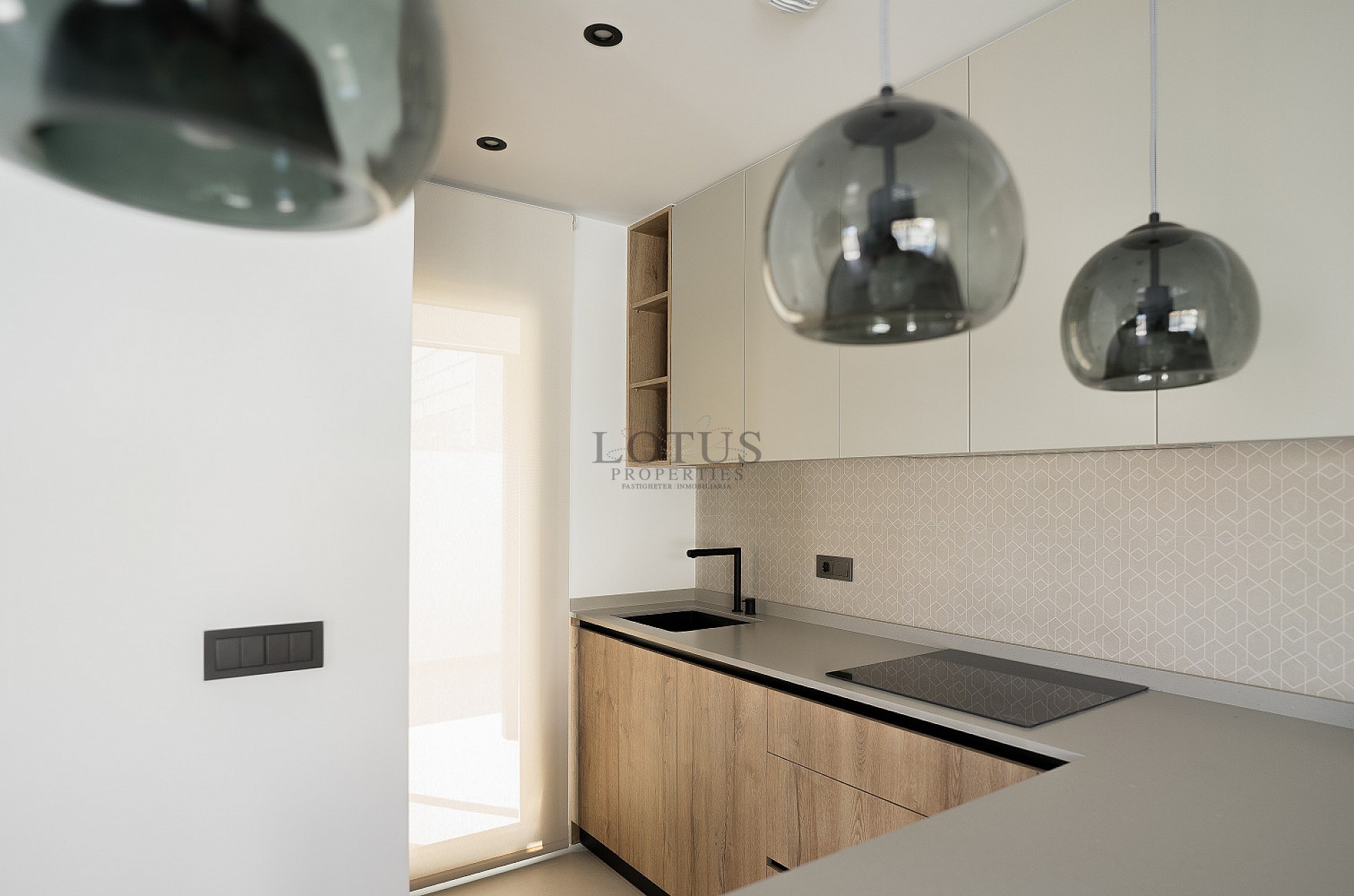 Sista villan - Villamartin  - Lotus Properties