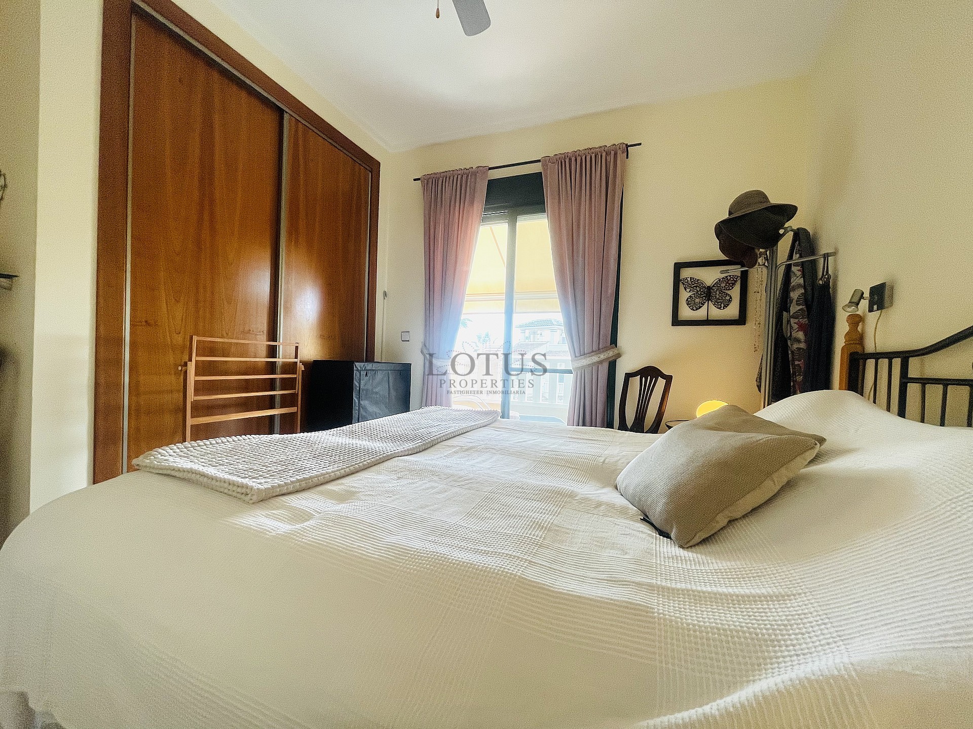 Radhus i vackra Residencial Albamar i Ciudad Quesada - Lotus Properties