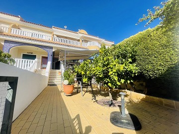 Radhus i vackra Residencial Albamar i Ciudad Quesada - Lotus Properties