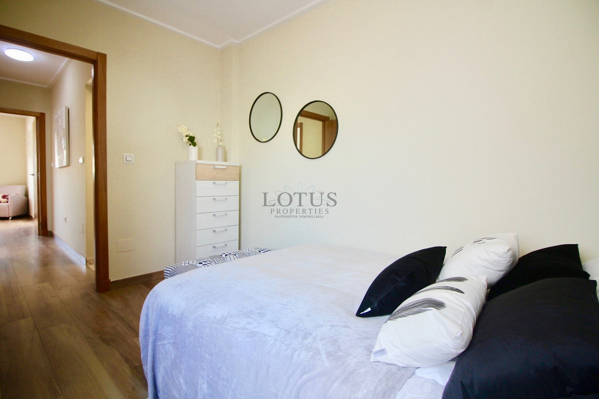 Nya & Prisvärda radhus - Torrevieja - Lotus Properties