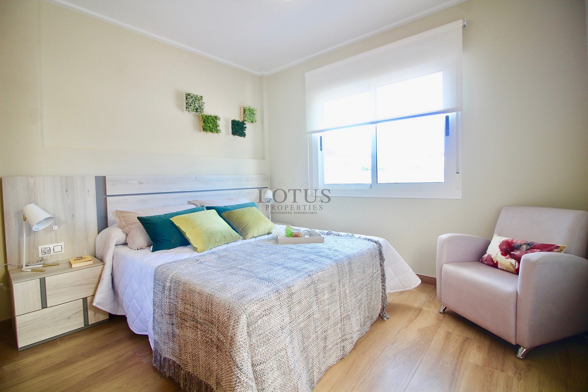 Nya & Prisvärda radhus - Torrevieja - Lotus Properties