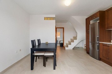 Fin Duplex lägenhet i El Chaparral med pool och terrass i väst läge! - Lotus Properties