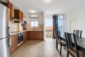 Fin Duplex lägenhet i El Chaparral med pool och terrass i väst läge! - Lotus Properties