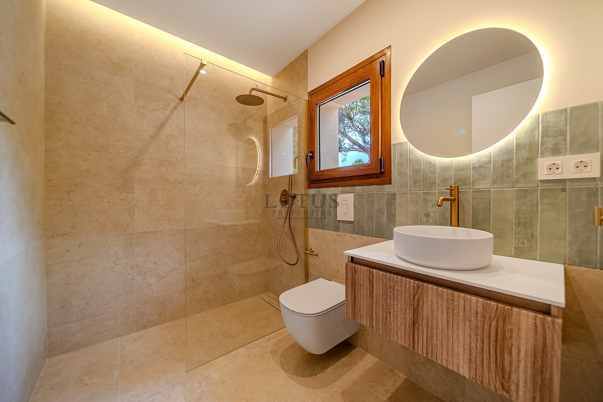 Lyxvilla till salu i Altea med imponerande utsikter - Lotus Properties