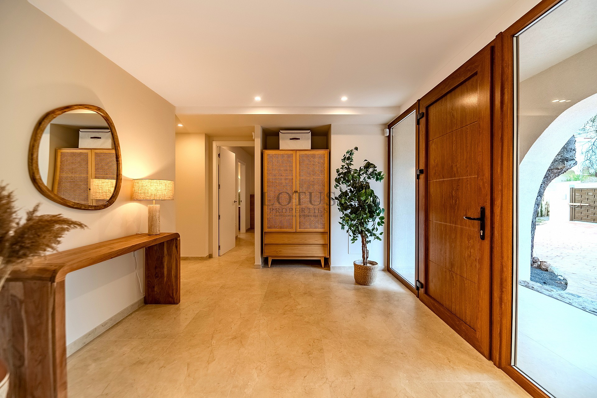 Lyxvilla till salu i Altea med imponerande utsikter - Lotus Properties