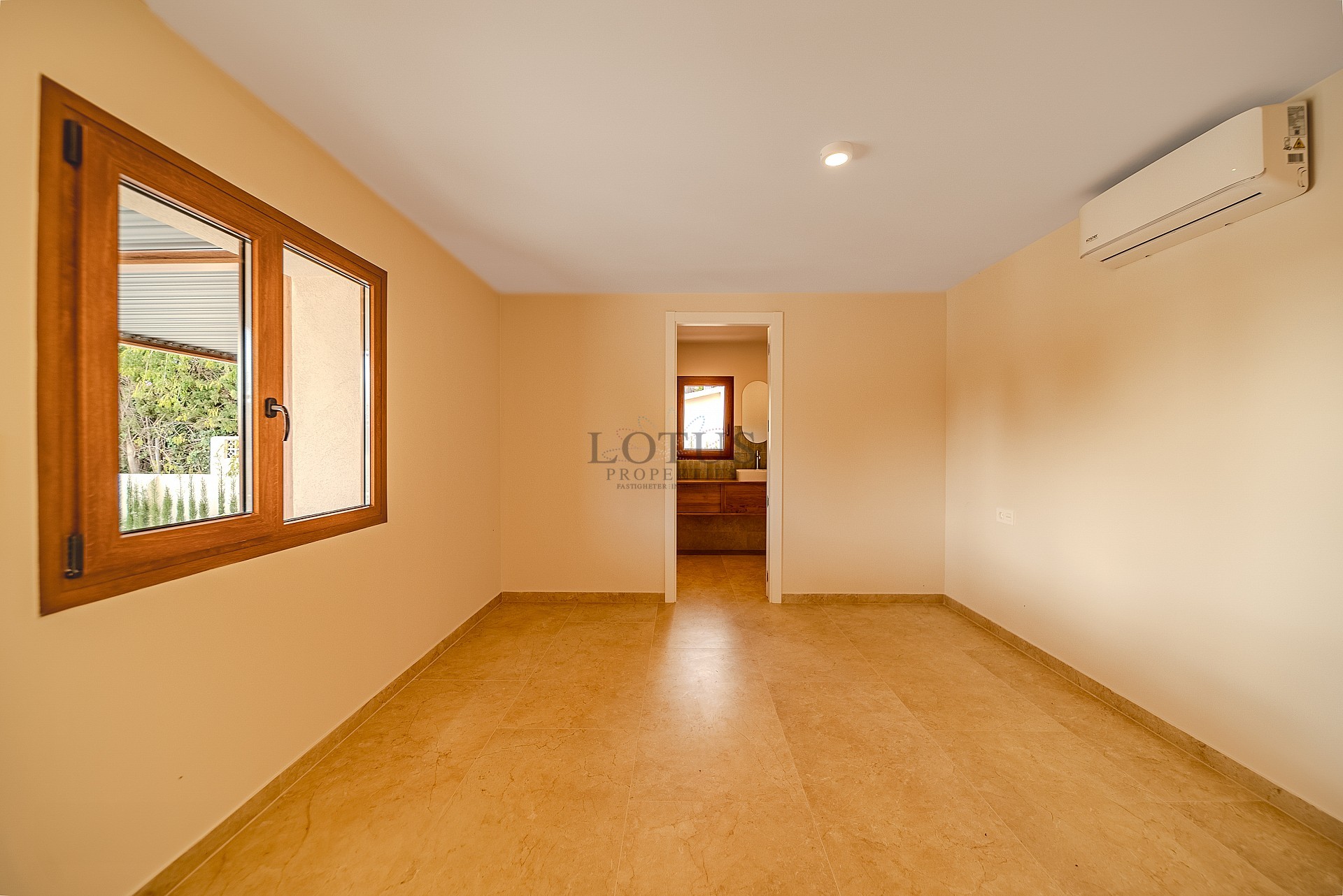 Lyxvilla till salu i Altea med imponerande utsikter - Lotus Properties