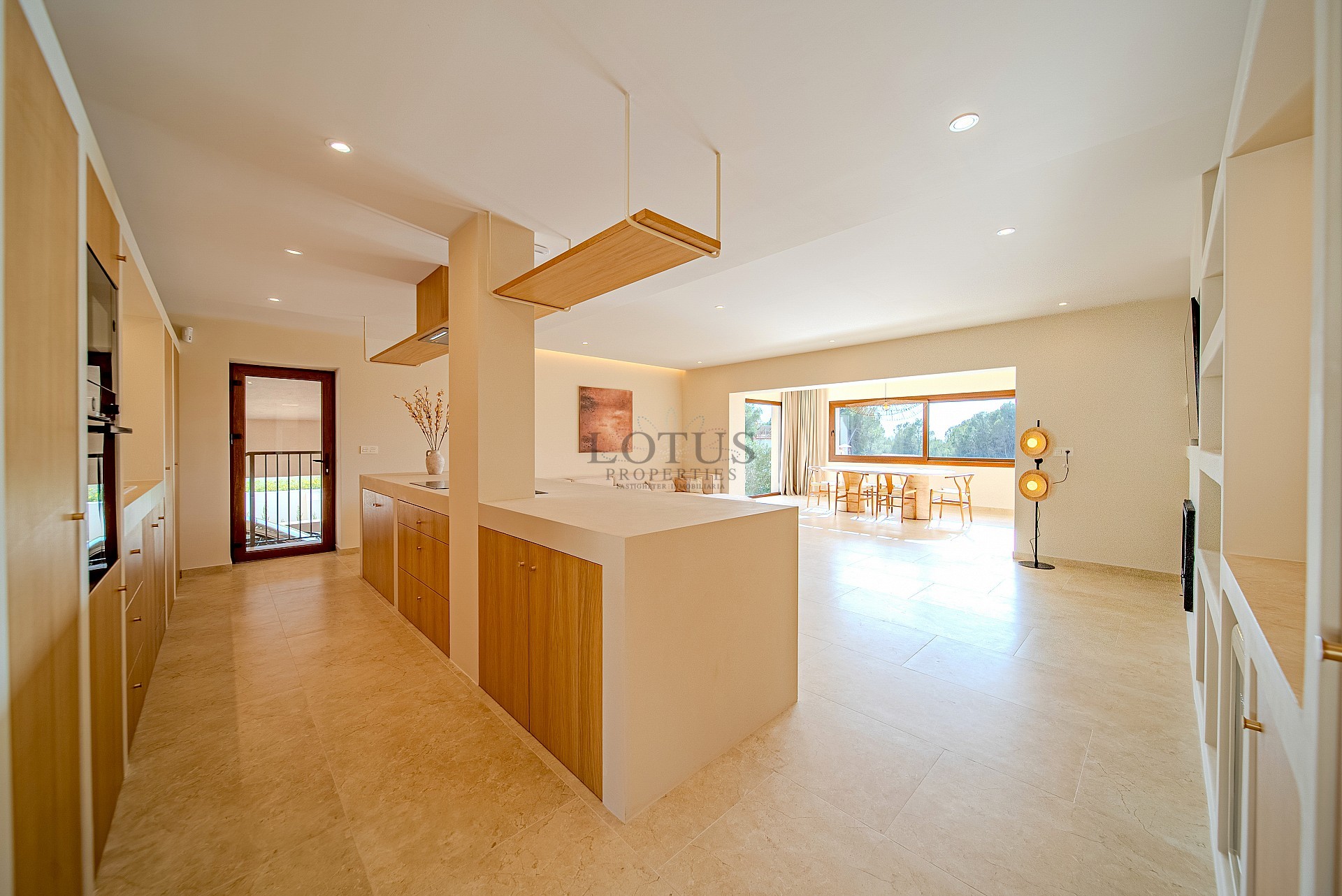 Lyxvilla till salu i Altea med imponerande utsikter - Lotus Properties