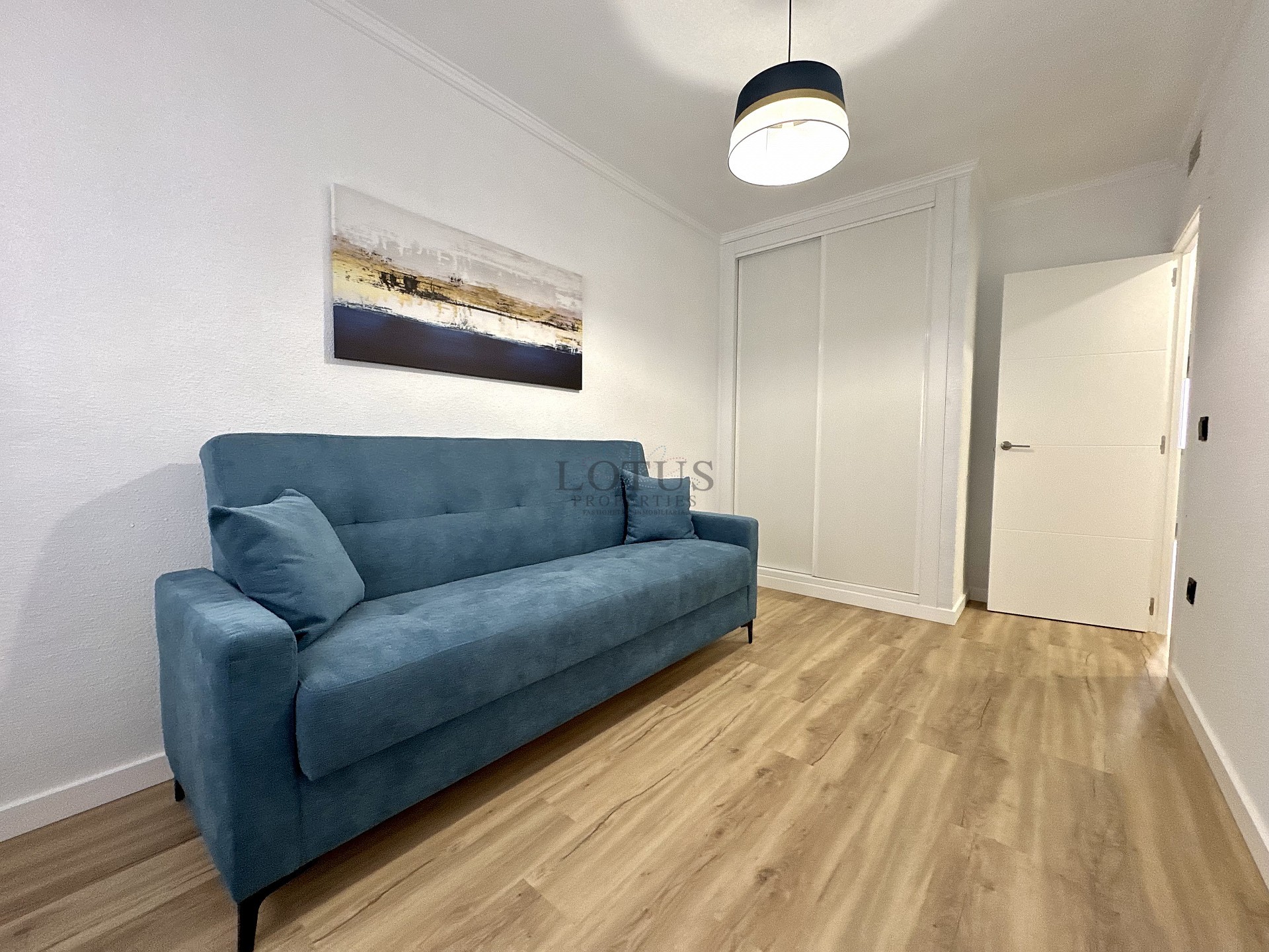 Renoverad med 3 sov, 200 m till havet  - Lotus Properties