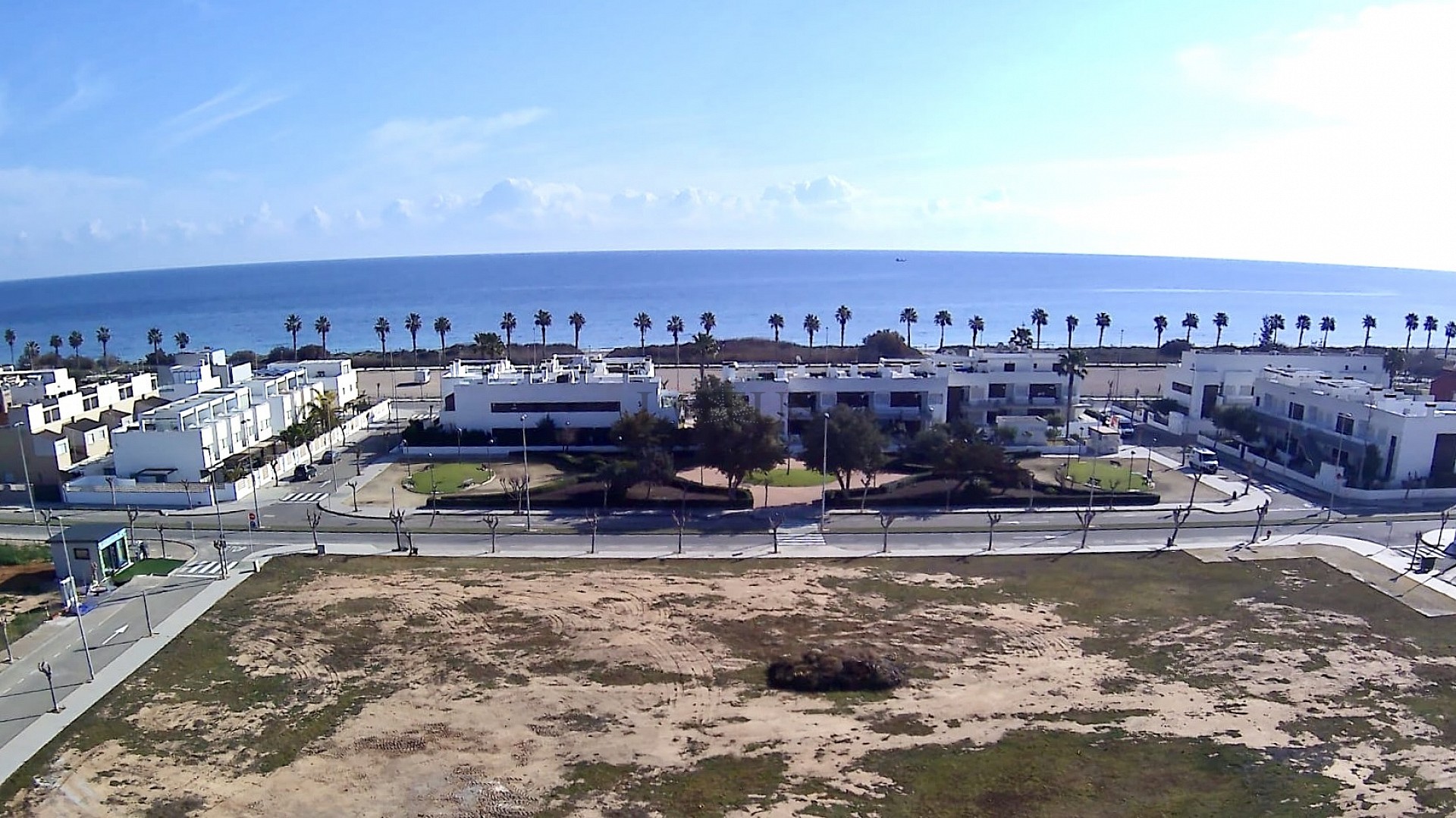 Уникальная возможность в HIGUERICAS BEACH! - Lotus Properties