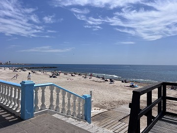 Korttidsuthyrning 60 meter till Playa Los Locos  - Lotus Properties