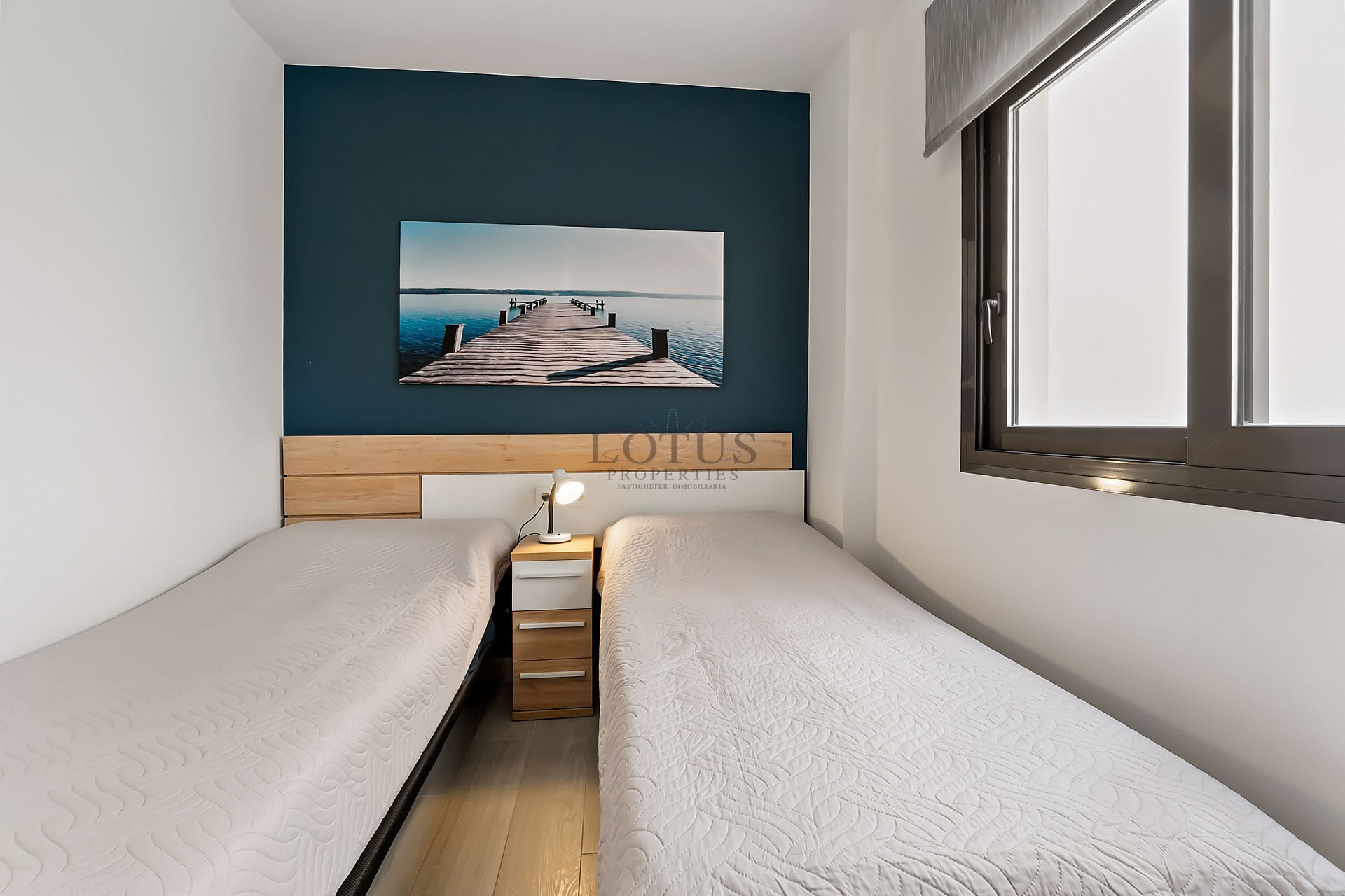 FANTASTISK LÄGENHET MED 3 SOVRUM BARA 90 METER FRÅN PLAYA DEL CURA I TORREVIEJA MED POOL  - Lotus Properties