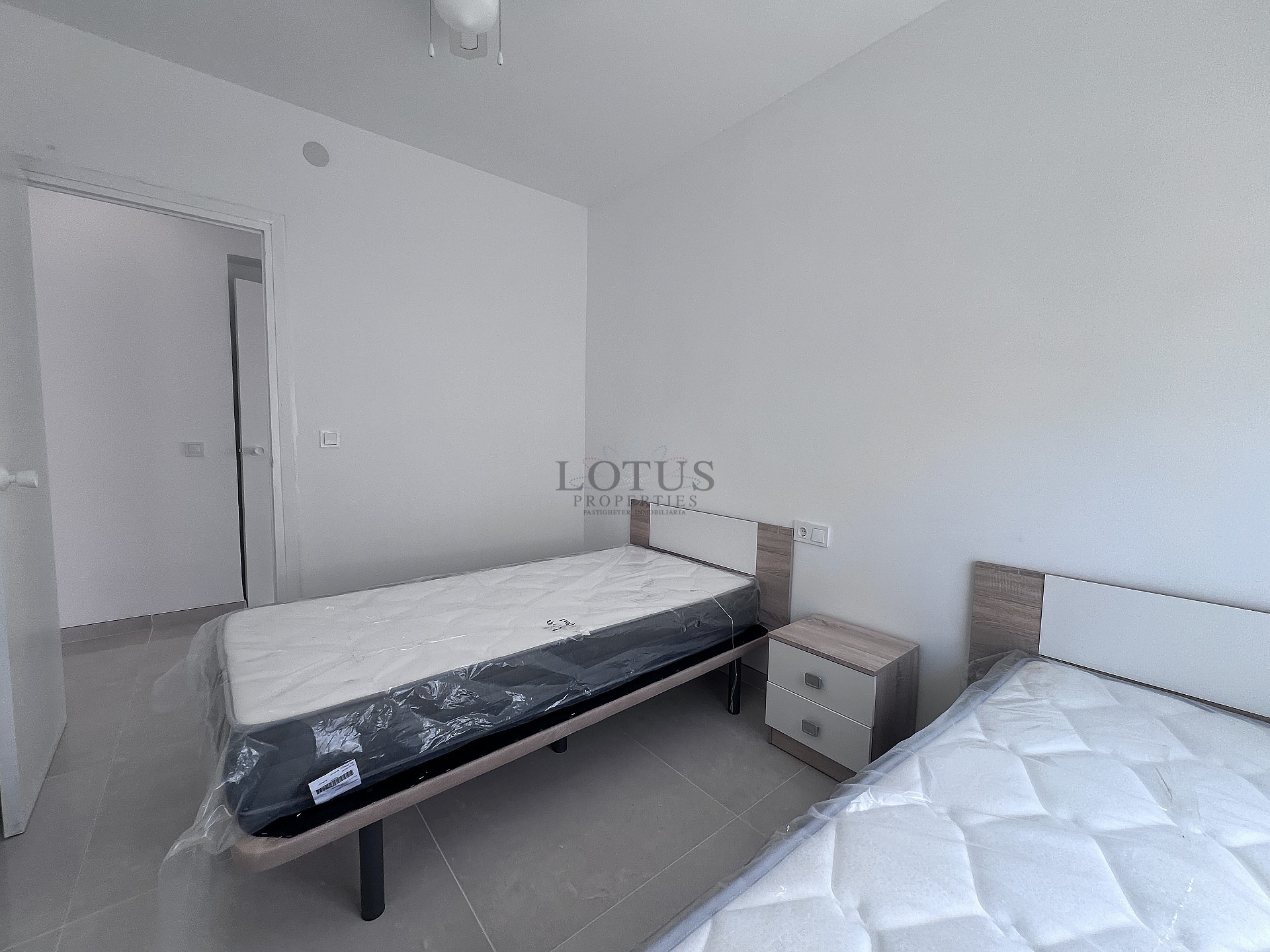 Renoverad hus, första linjen La Mata strand - Lotus Properties