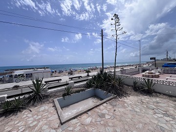 Renoverad hus, första linjen La Mata strand - Lotus Properties