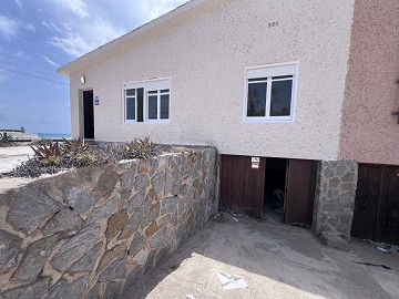 Renoverad hus, första linjen La Mata strand - Lotus Properties