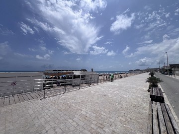 Renoverad hus, första linjen La Mata strand - Lotus Properties