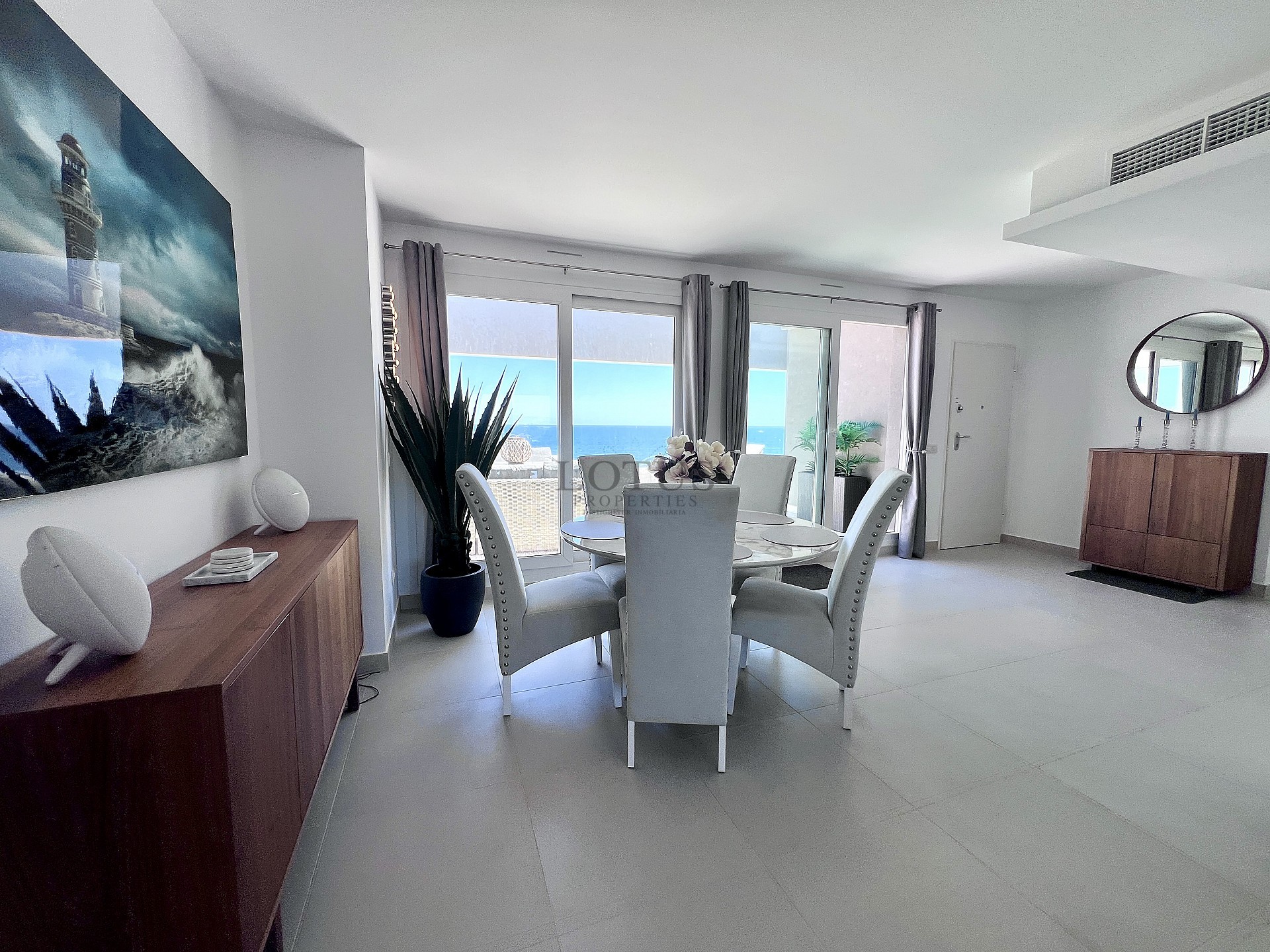 SPEKTAKULÄR TAKVÅNING I PUNTA PRIMA - Lotus Properties