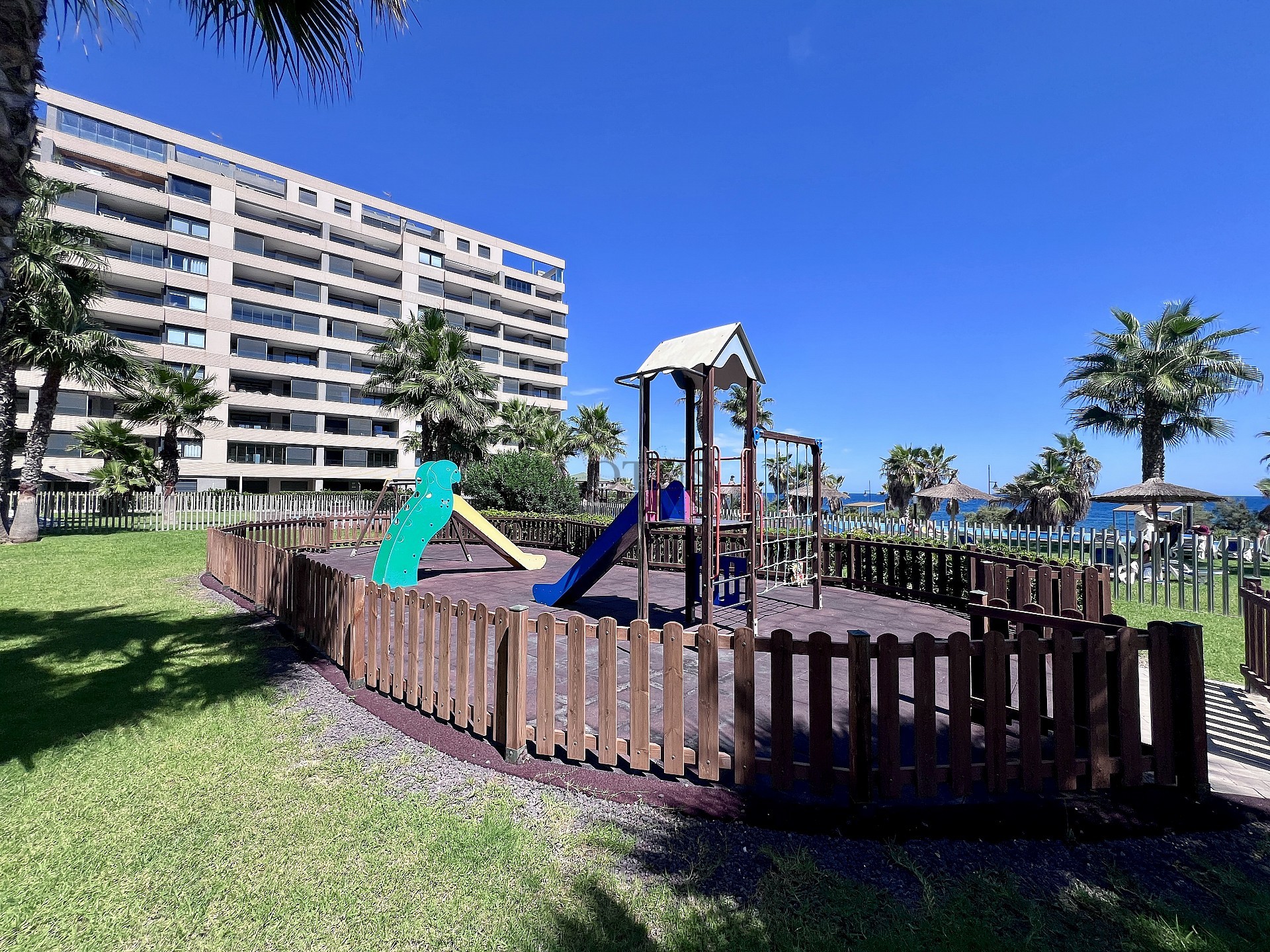 SPEKTAKULÄR TAKVÅNING I PUNTA PRIMA - Lotus Properties