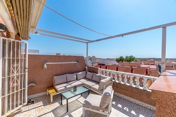 Superfint Radhus med 3 sovrum och flera terrasser - Lotus Properties