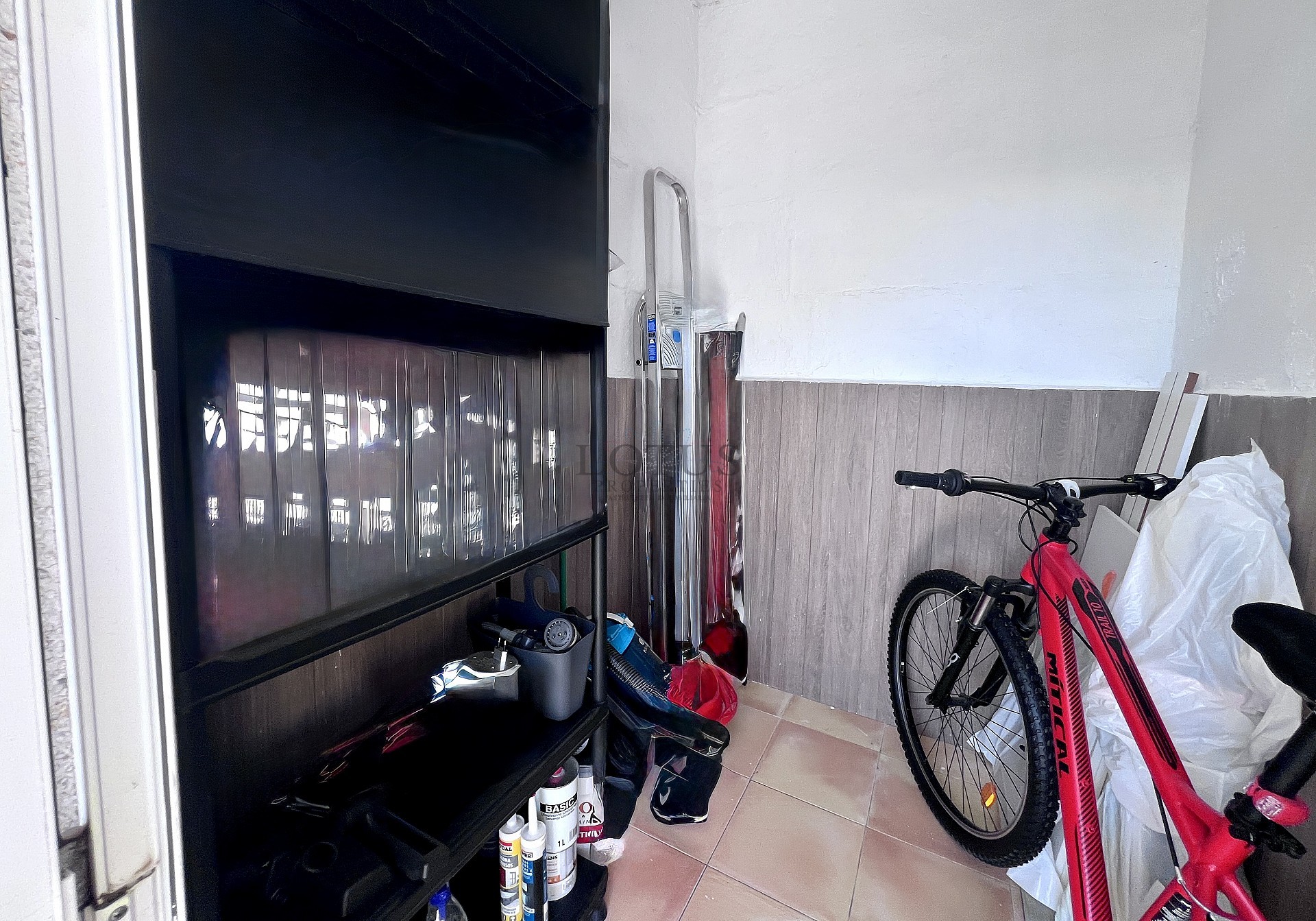 Nyrenoverad enplans radhus i Torreta - Lotus Properties