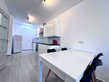 Nyrenoverad enplans radhus i Torreta - Lotus Properties